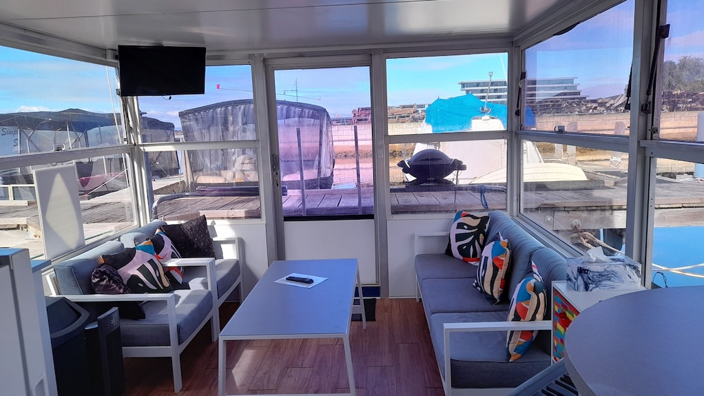 Accommodation Only. Location - Mandurah Quay Resort And Boundry Island Brewery. - Mandurah