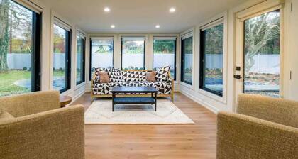 Charming central and remodeled 3-bedroom in fabulous Rochester/brighton