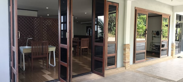 21-Zoll-Fernseher mit Kabelempfang