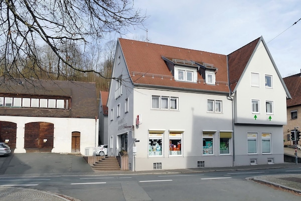 Die Ferienwohnung im 1. OG des Anbaus von 1994, sonnige Süd-Westlage