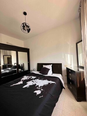 2 Schlafzimmer, Bügeleisen/Bügelbrett, WLAN, Bettwäsche
