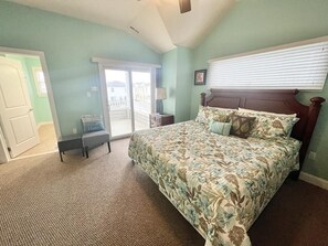 6 chambres, fer et planche à repasser, accès Internet