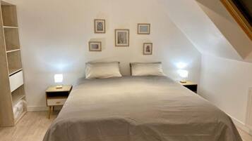 4 chambres, lit parapluie, Wi-Fi gratuit, draps fournis