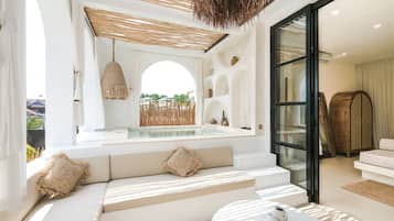 Villa | Balcony