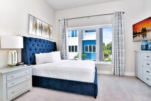 5 soverom, safe på rommet, strykejern/-brett og reiseseng for barn