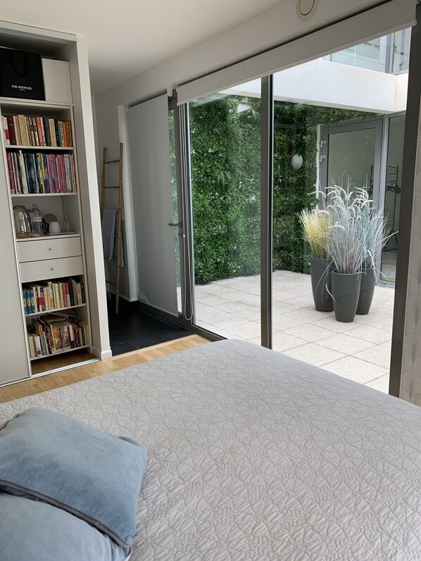 1 chambre, fer et planche Ă repasser, Wi-Fi, draps fournis