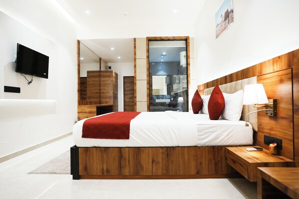 Habitación clásica | Escritorio, wifi gratis, ropa de cama