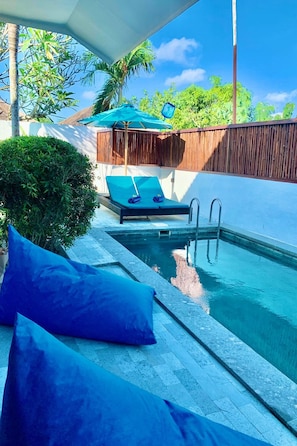 Piscine extérieure