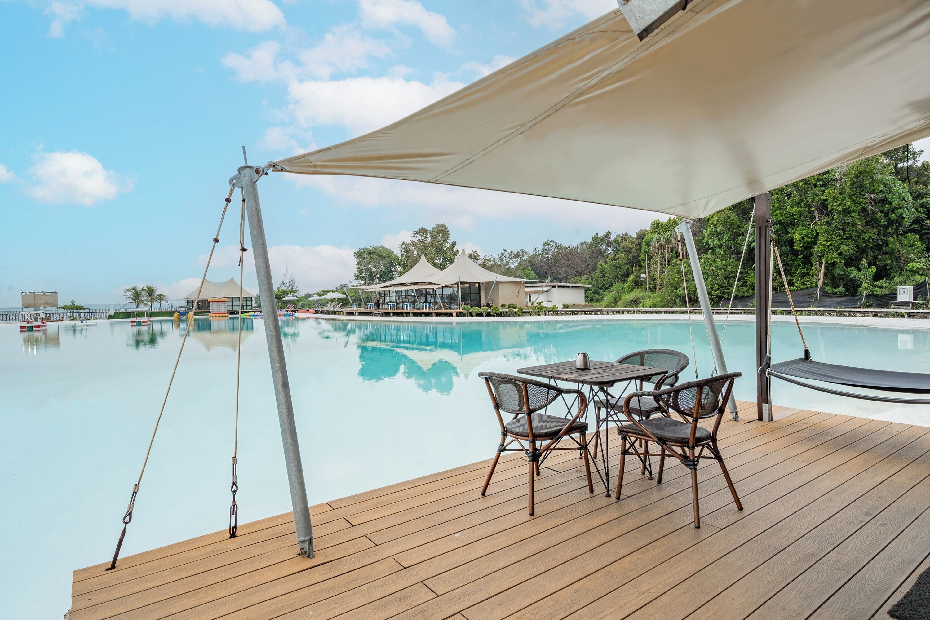 Lagoon Villa | In-room safe, desk, free WiFi, bed sheets