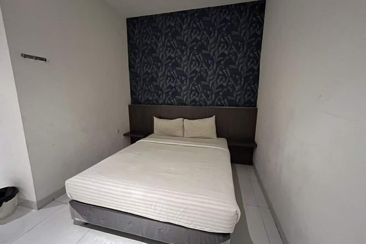 Escrivaninha, Wi-Fi de cortesia, roupa de cama