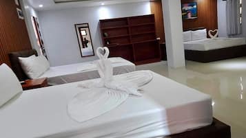 Desk, blackout drapes, rollaway beds, free WiFi