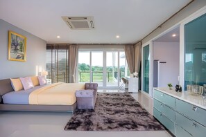 7 habitaciones, caja de seguridad en la habitación y escritorio 