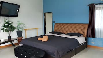 Habitación familiar | Escritorio, wifi gratis, ropa de cama