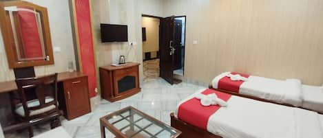 Premium Double Room, City View | Egyptian cotton sheets, premium bedding, memory foam beds, desk