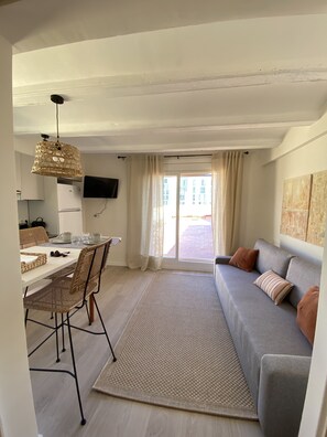 Smart TV - Luminoso Ático con Espectacular Terraza con Vistas (Barcelona)