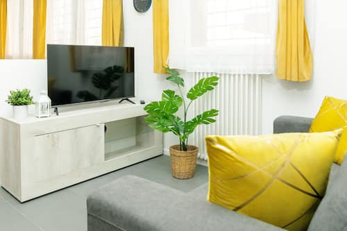 Smart TV de 42 pulgadas con canales por cable, servicios de streaming