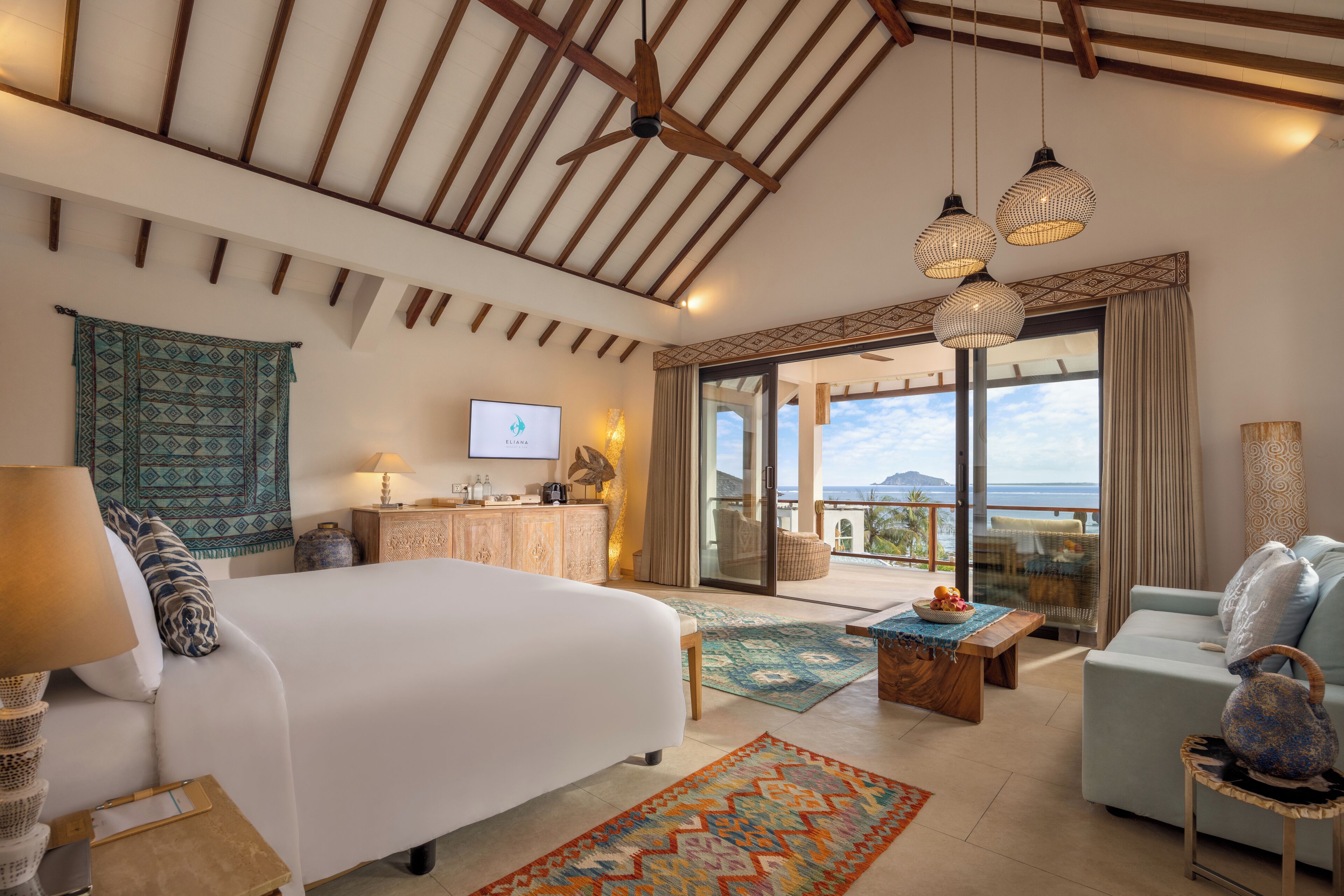 Colchones con pillow-top, escritorio y espacio para trabajar con laptop 