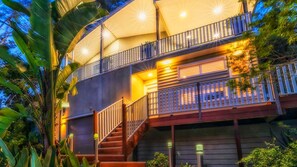 Exterior detail - The Lake Palace at Murray's Beach (Murrays Beach)