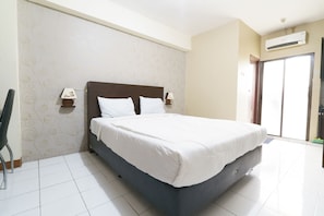 Room - Capital O 93760 Apartemen Gateway (Bandung)
