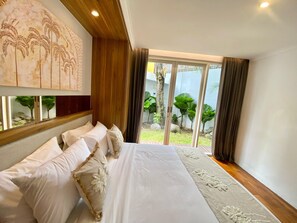 3 bedrooms, in-room safe, desk, free WiFi