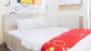 Deluxe Double Room - Hotel O Kemang View By Room 88 (Bekasi)
