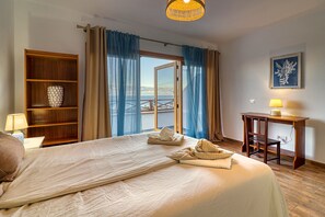 6 bedrooms, iron/ironing board, free WiFi, bed sheets - Special Home w/ Tropical Garden/Near Seaside (Garachico)