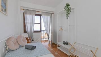 3 habitaciones, tabla de planchar con plancha y wifi gratis