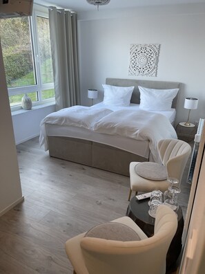 Wi-Fi gratuit, draps fournis