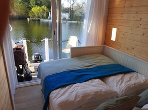 1 quarto