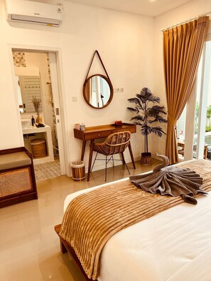 2 bedrooms, WiFi, bed sheets - 2 BR Villa Noni with Private Pool in Kerobokan near Naughty Nuri's (Bali)