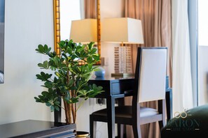 Living room - Amazing Studio, Address Marina. (Dubai)