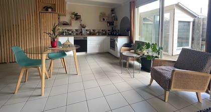 Maison avec jardin au calme