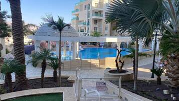 Apartment, Balcony, Beach View | Interior
