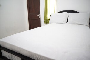 Kamar Double Deluks | Wi-Fi gratis dan seprai linen