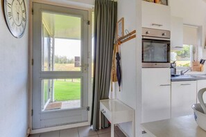 Lave-vaisselle, cafetière/bouilloire