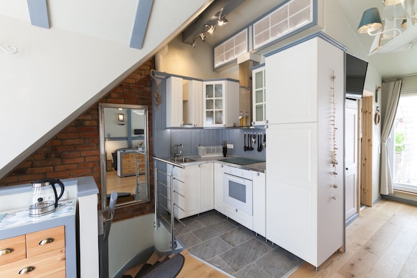 Classic Apartment | Private kitchen