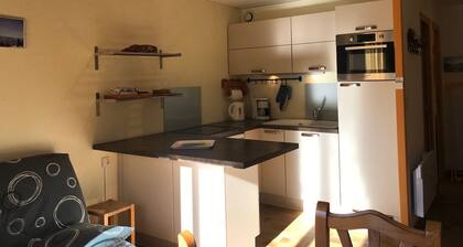Cozy 8-Person Apartment in Corrençon en Vercors - Near Ski & Golf