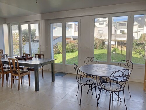 Maison familiale en front de mer à Larmor-Plage - 9 couchages, proche du centre et du casino