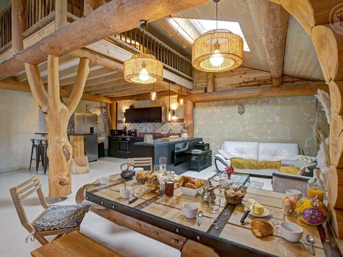 Gîte authentique avec jacuzzi et billard, idéal pour se détendre