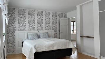 8 Schlafzimmer, kostenloses WLAN, BettwÀsche