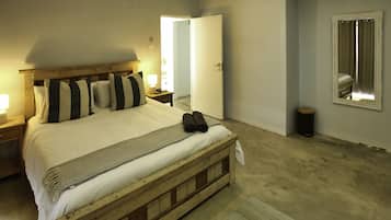 Nhà tiện nghi đơn giản | 4 phòng ngủ, bộ đồ giường cao cấp, trang trí khác biệt