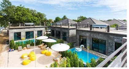 Rayong Pool Villa & Camping