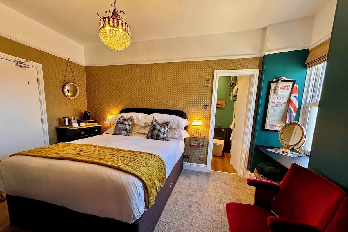 Rom – premier | Strykejern/-brett og wi-fi (inkludert)