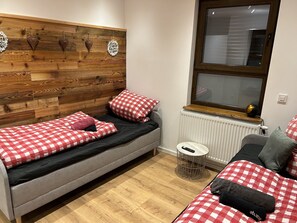 5 chambres, Wi-Fi, draps fournis