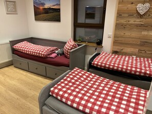 5 chambres, Wi-Fi, literie fournie