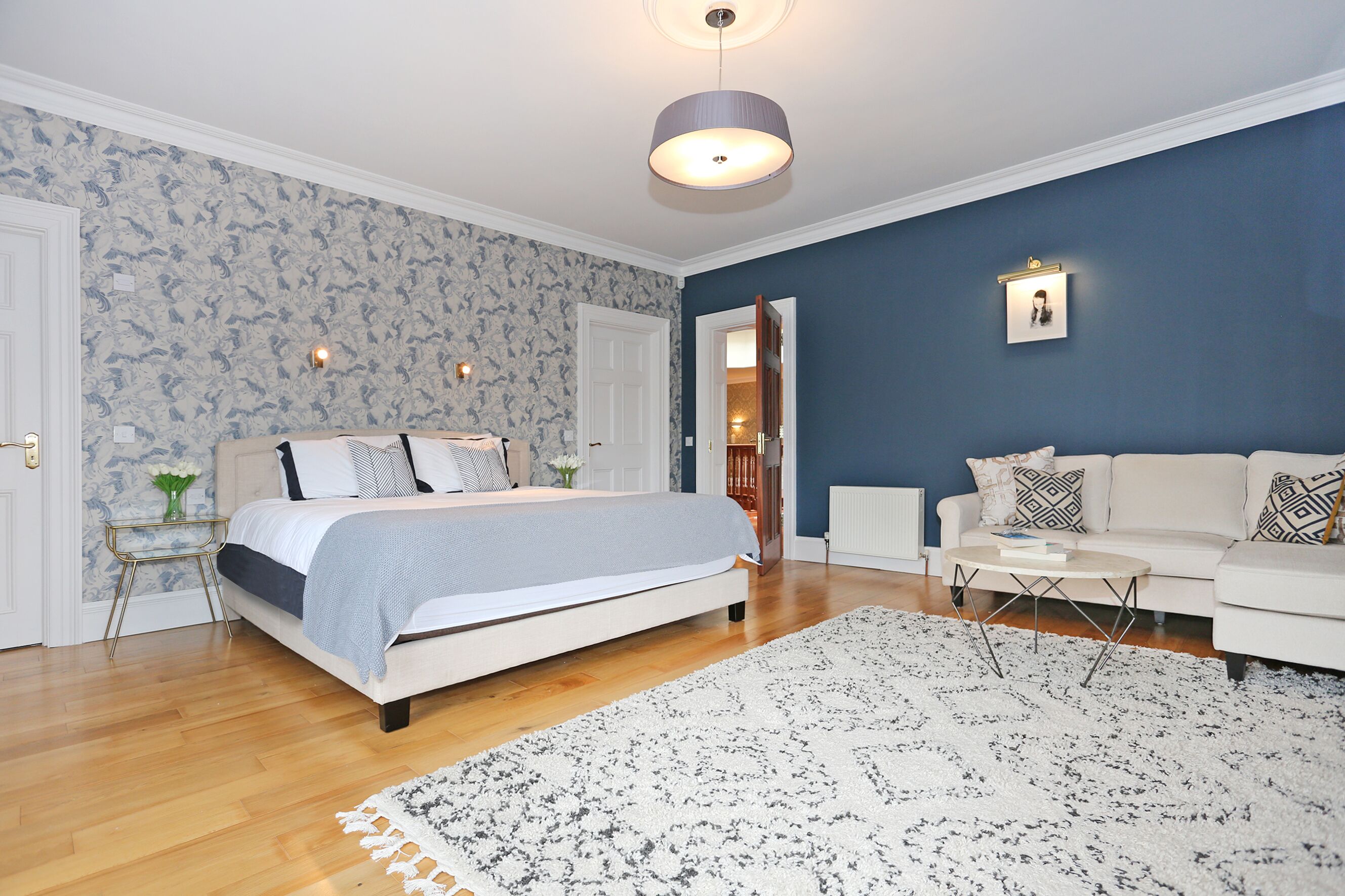 6 bedrooms, desk, travel cot, free WiFi