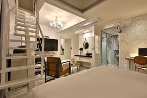 Individually decorated, free WiFi, bed sheets - Hotel February Gimhae (Gimhae)