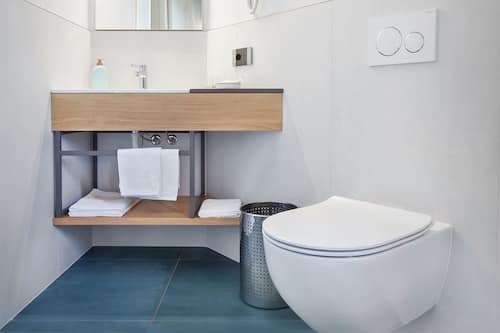 Superior Room | Bathroom