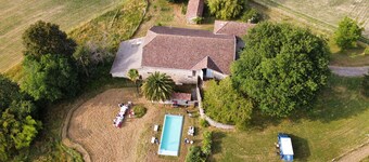 Loue ferme basque entièrement rénovée  - 5 chambres, 12 couchages, Came (64)