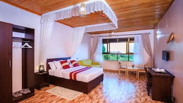 1 dormitorio, escritorio, sistema de insonorización y wifi gratis